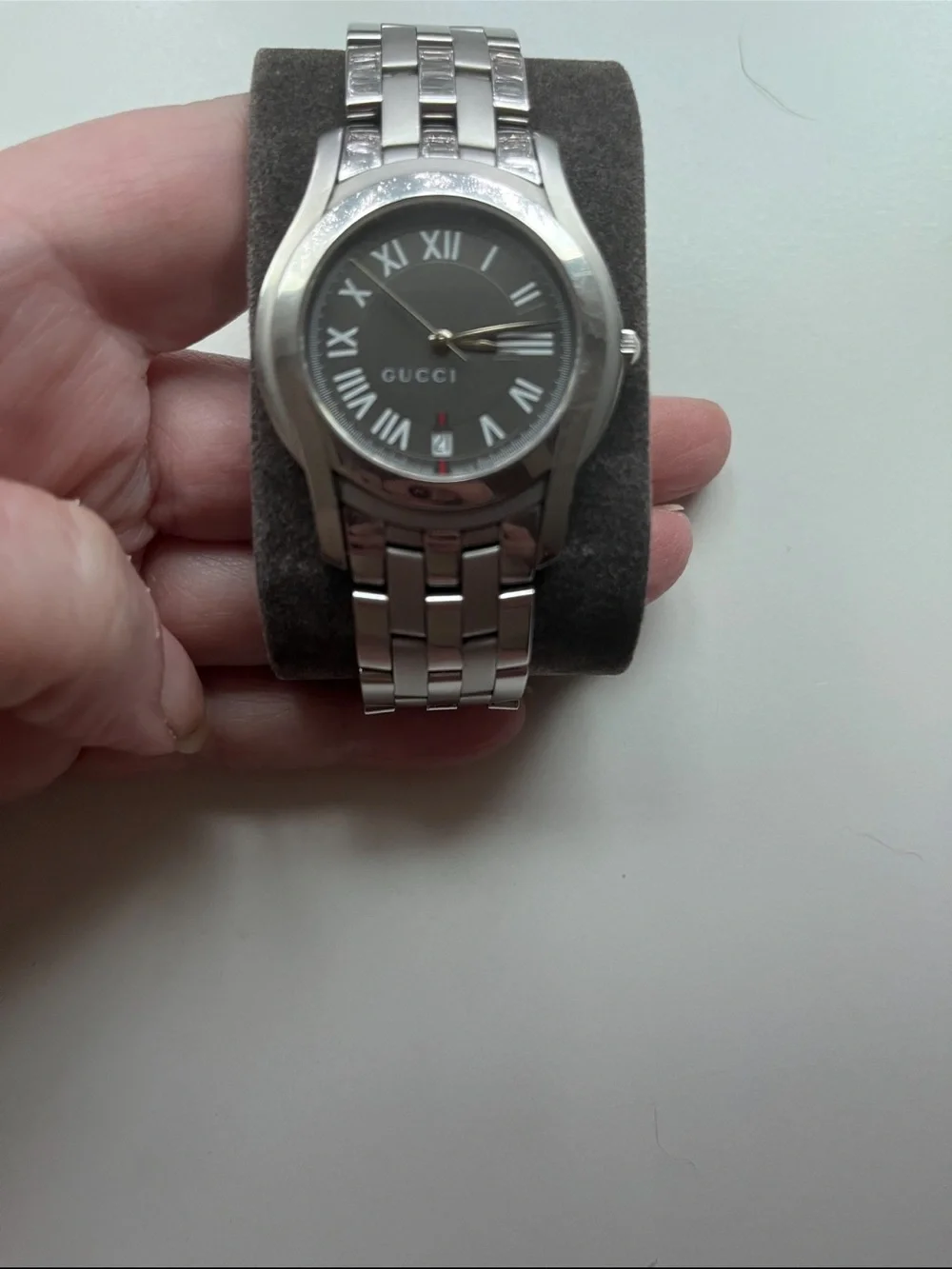 Vintage Gucci 5500M Watch Swiss Made Stainless Steel Roman Dial with Box & Links